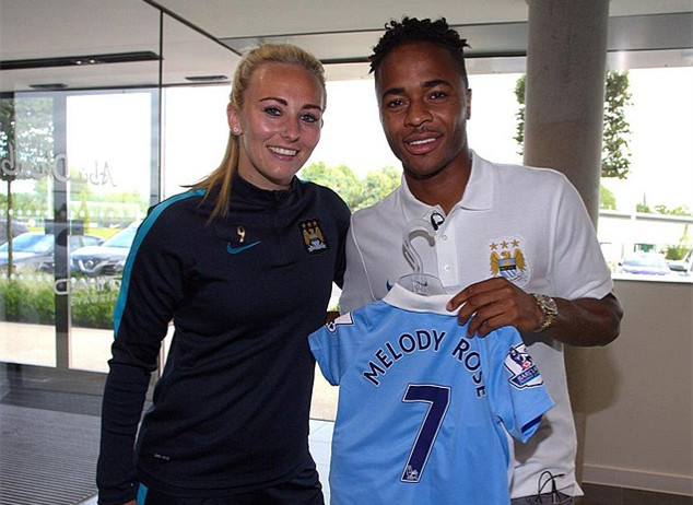 足球夜里 足球夜里